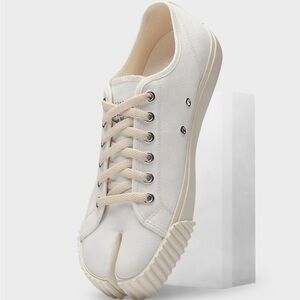 Maison Margiela Tabi Sneakers (Men)